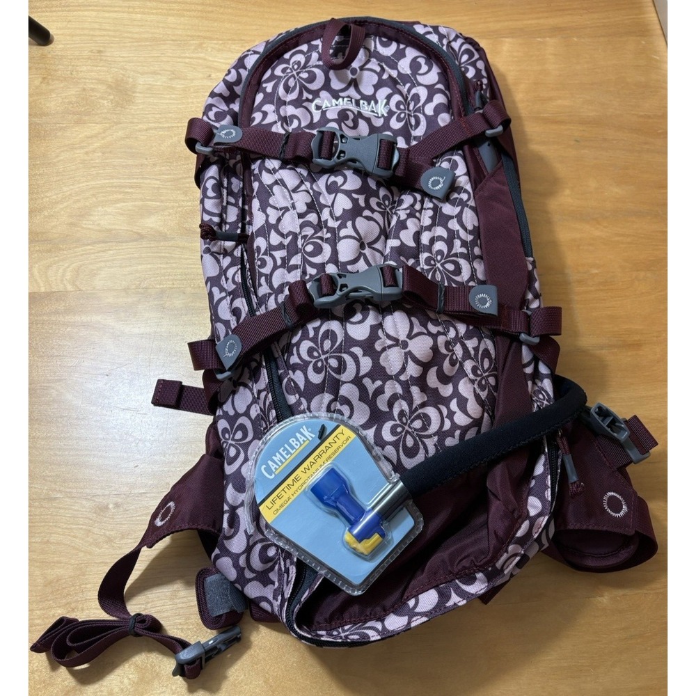CamelBak Hydration Purple Gear Back Pack Multi-strap Outdoor Day Bag Hiking NWOT